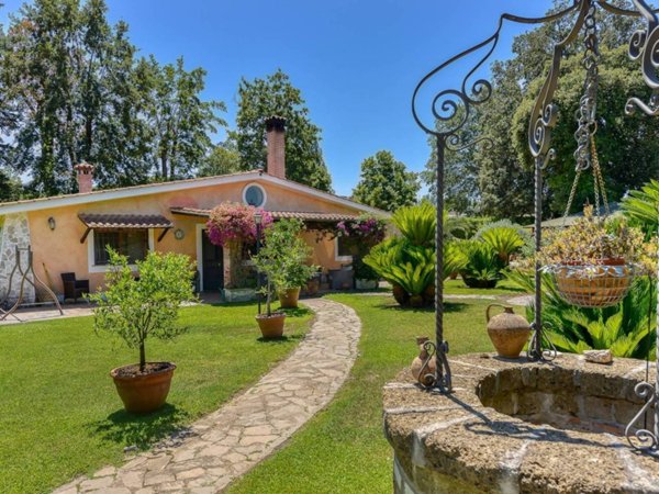 casa indipendente in vendita a Roma in zona Olgiata