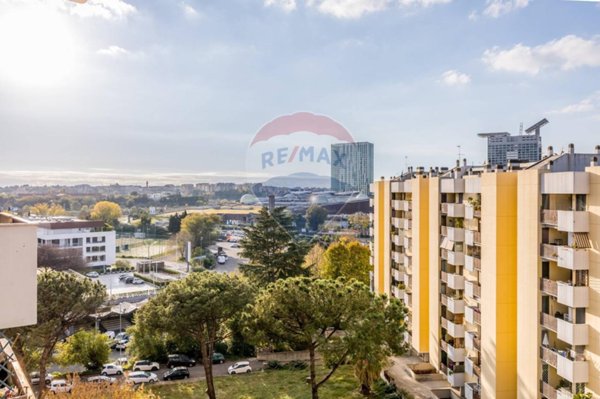 appartamento in vendita a Roma in zona EUR
