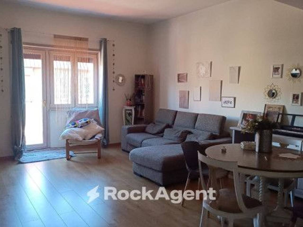 appartamento in vendita a Roma in zona Colle Prenestino