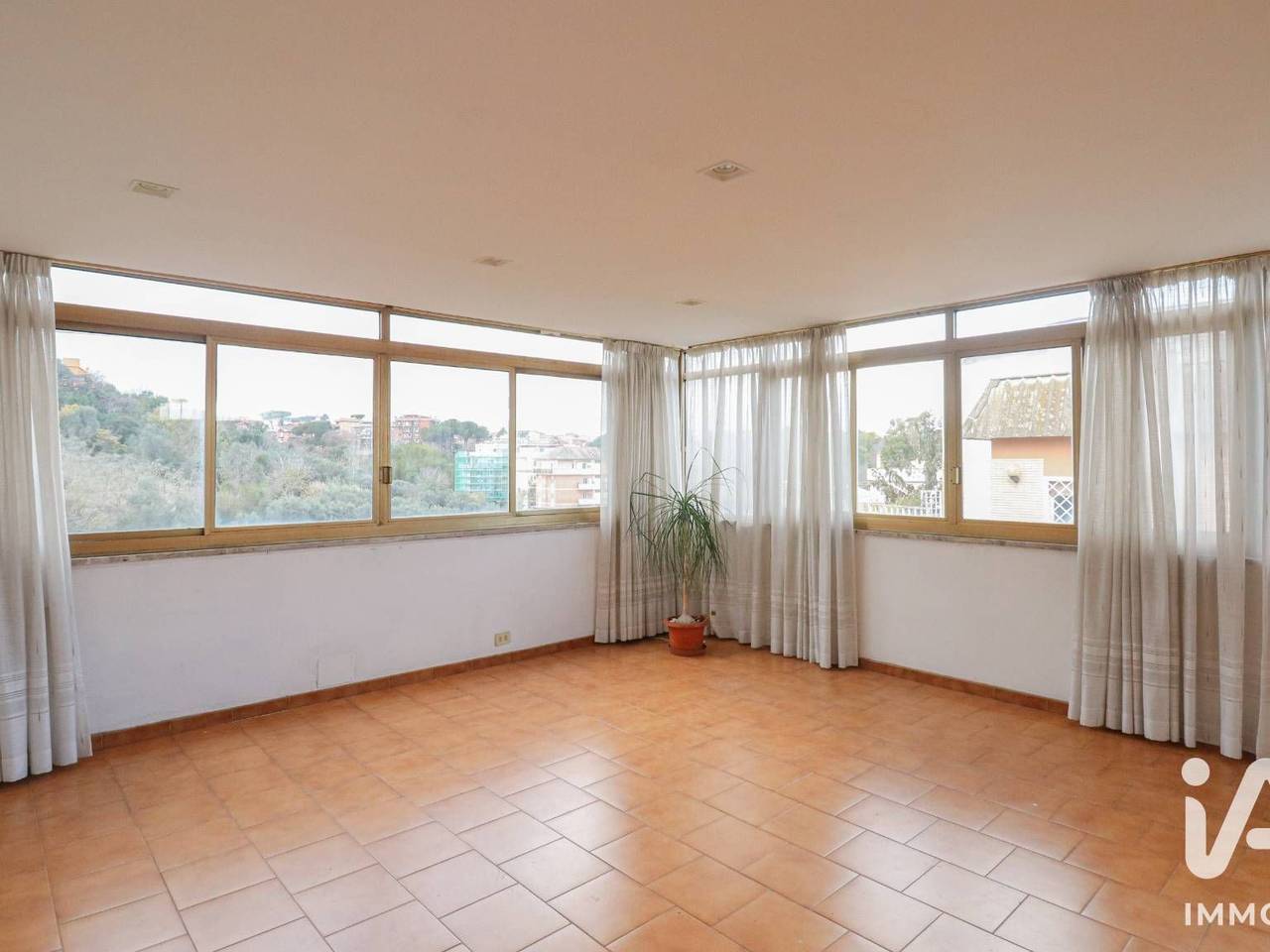 appartamento in vendita a Roma in zona Portuense