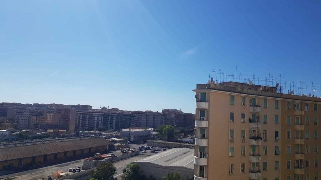 appartamento in vendita a Roma in zona Tuscolano