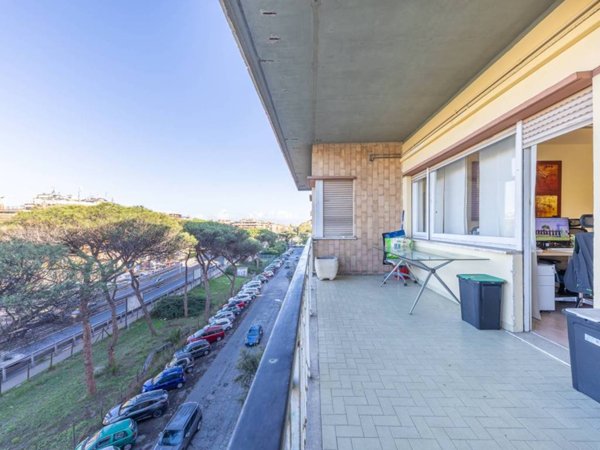 appartamento in vendita a Roma in zona Ostia