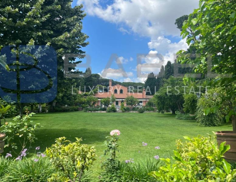 casa indipendente in vendita a Roma in zona EUR