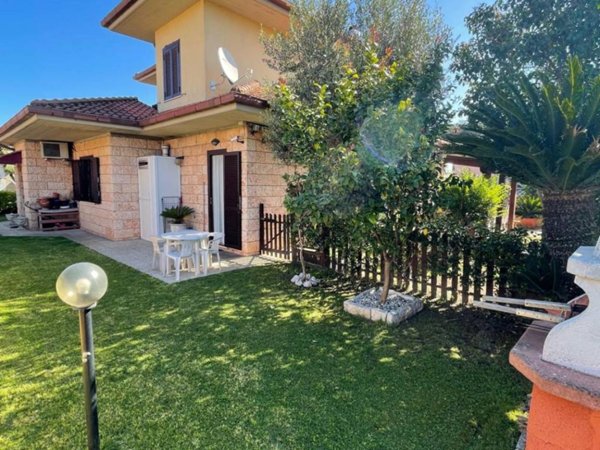 casa indipendente in vendita a Roma in zona Torrevecchia