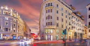 appartamento in vendita a Roma in zona Trevi-Colonna