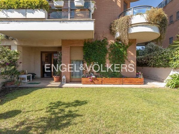 appartamento in vendita a Roma in zona Ostiense