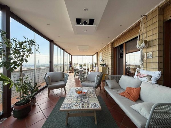 appartamento in vendita a Roma in zona Tor di Quinto