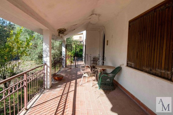 casa indipendente in vendita a Roma in zona Cesano