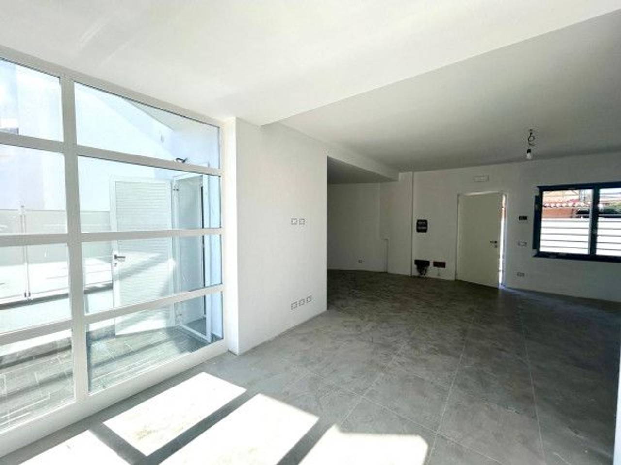 casa indipendente in vendita a Roma in zona Casal Palocco
