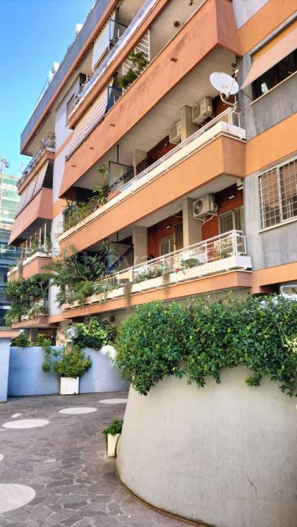 appartamento in vendita a Roma in zona Ostia
