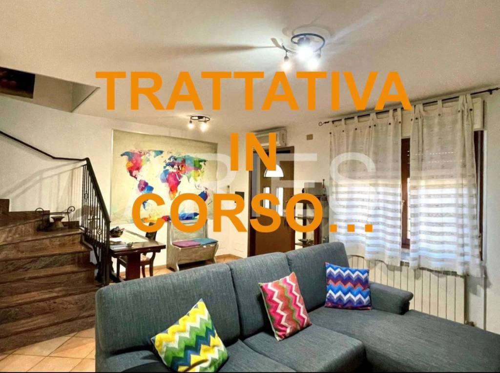 casa indipendente in vendita a Roma in zona Acilia