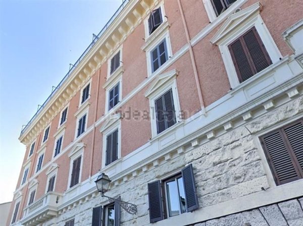 appartamento in vendita a Roma in zona Campo Marzio
