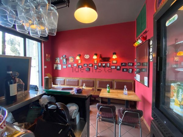 locale commerciale in vendita a Roma in zona Monte Sacro/Talenti