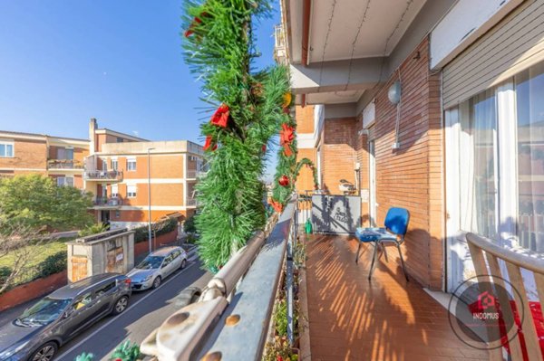 appartamento in vendita a Roma in zona Vitinia