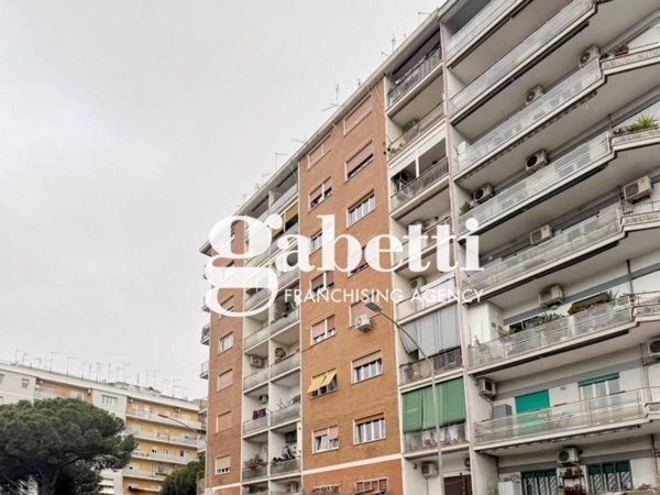 appartamento in vendita a Roma in zona Collatino
