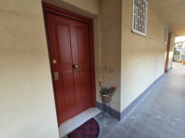 appartamento in vendita a Roma in zona Ardeatino