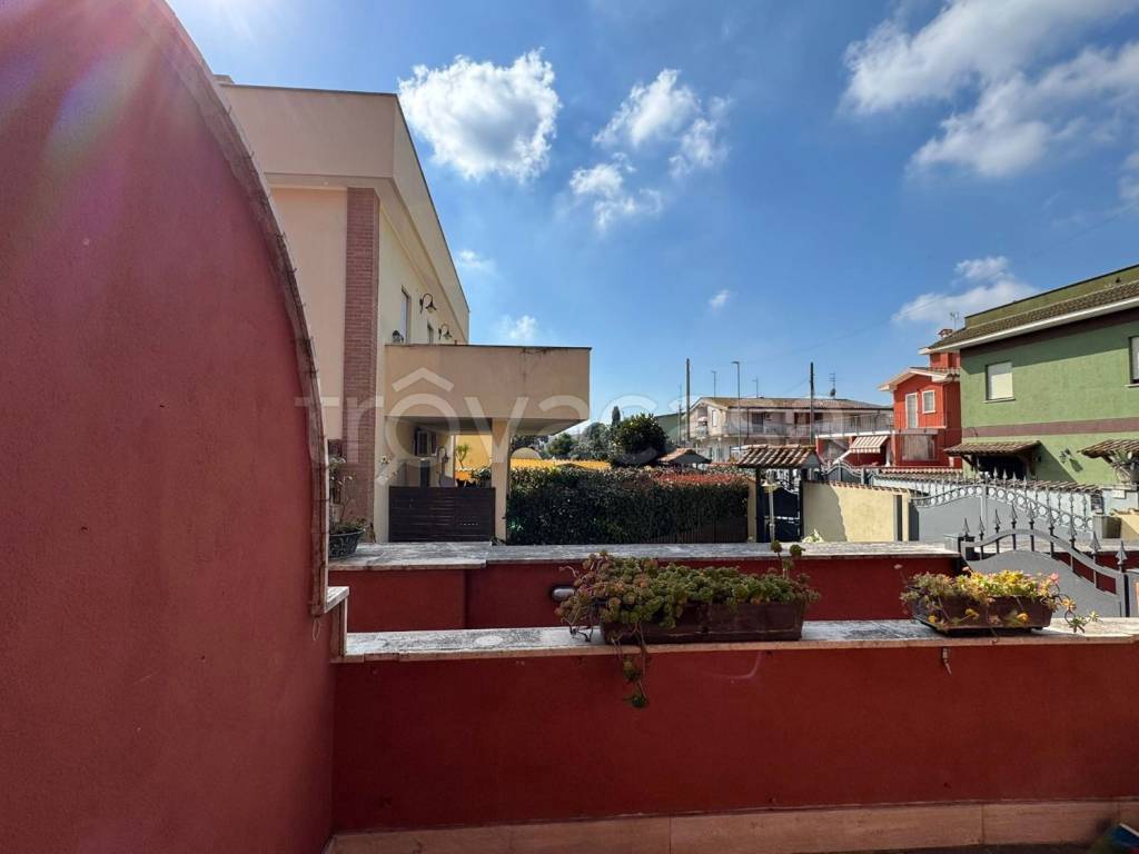 appartamento in vendita a Roma in zona Ostia