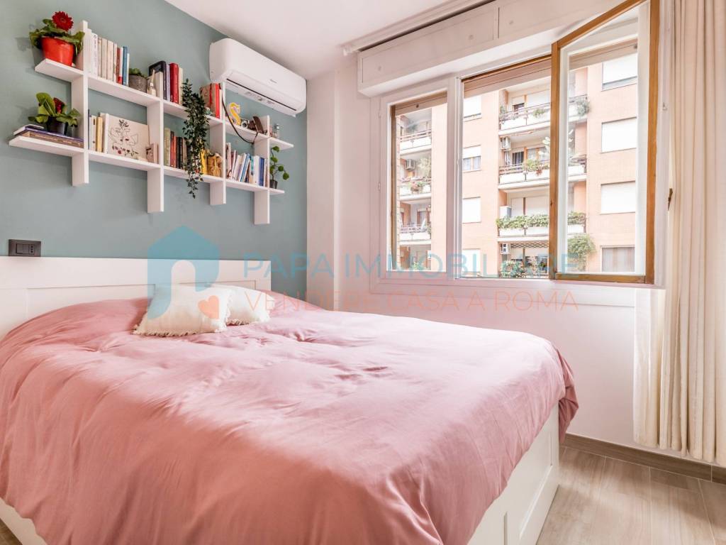 appartamento in vendita a Roma in zona Giuliano Dalmata