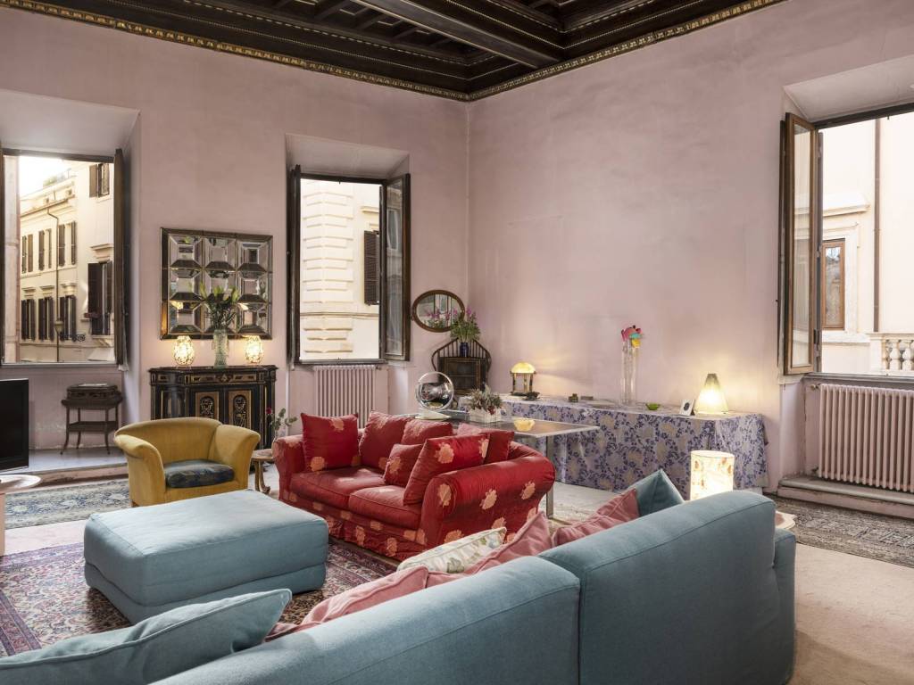 appartamento in vendita a Roma in zona Centro Storico