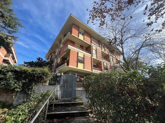 appartamento in vendita a Roma in zona Spinaceto