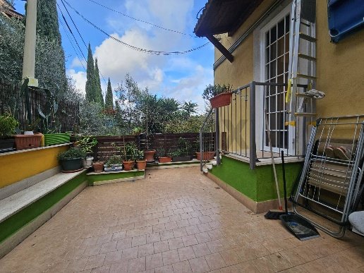 appartamento in vendita a Roma in zona Gianicolense