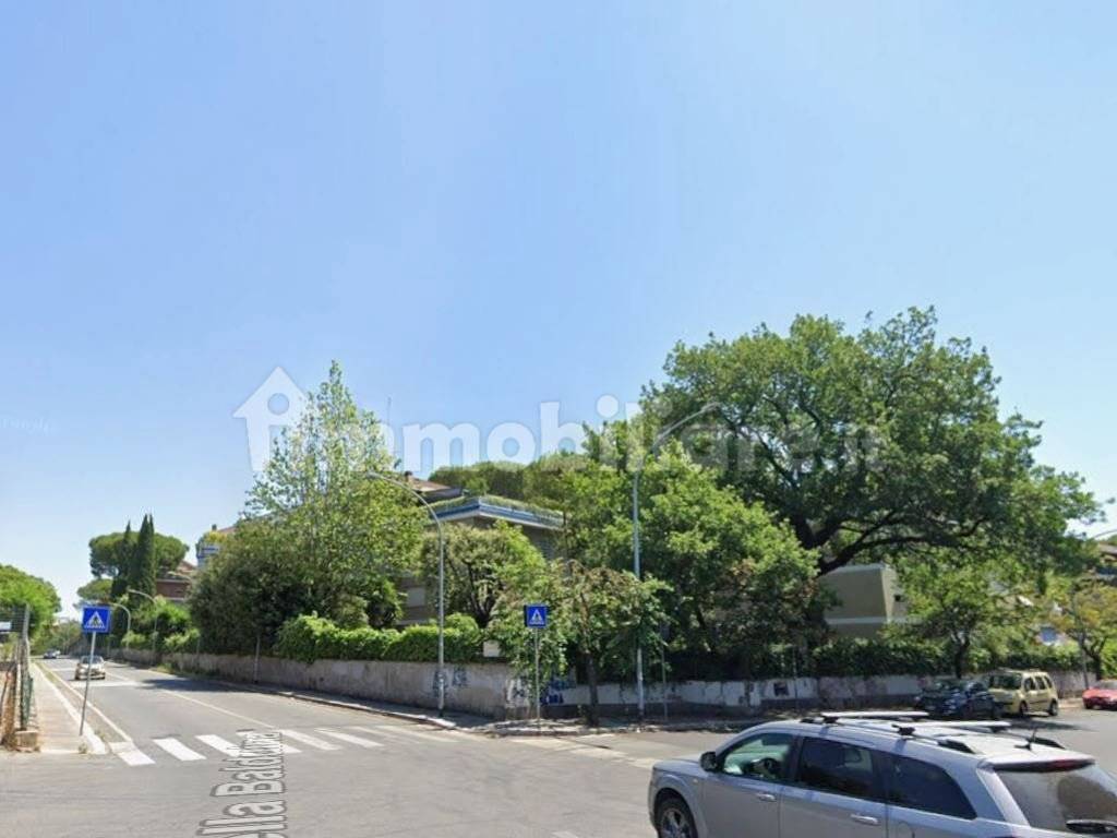 appartamento in vendita a Roma in zona Prenestino-Centocelle