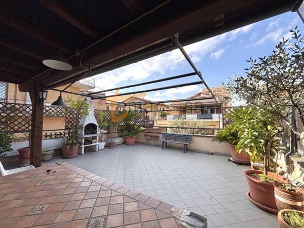 appartamento in vendita a Roma in zona Finocchio