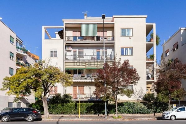 appartamento in vendita a Roma in zona San Saba - Ripa