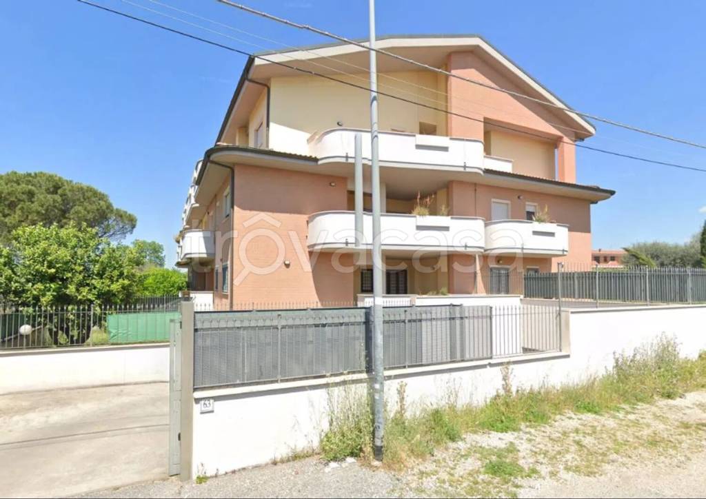 appartamento in vendita a Roma in zona Finocchio