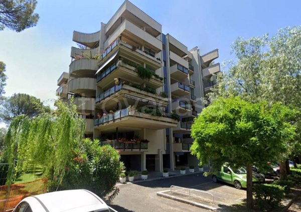 appartamento in vendita a Roma in zona Giuliano Dalmata
