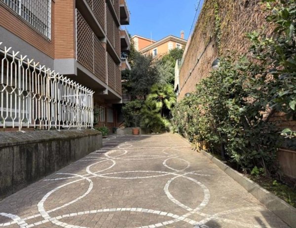 appartamento in vendita a Roma in zona Trionfale