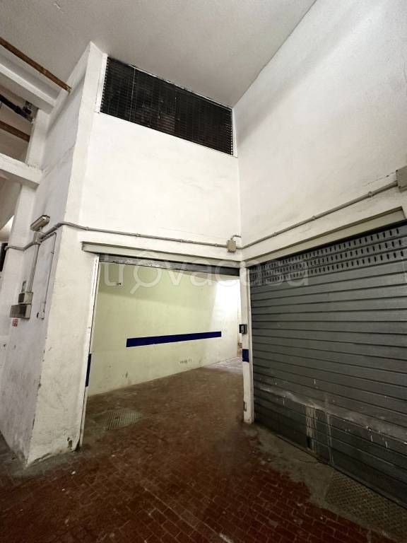 ufficio in vendita a Roma in zona Primavalle