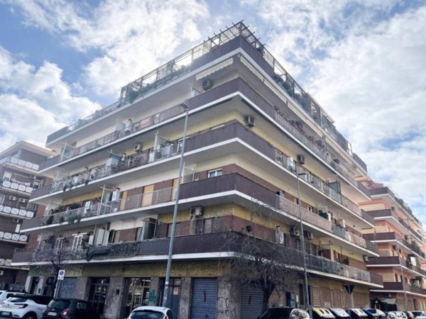 appartamento in vendita a Roma in zona Ostia
