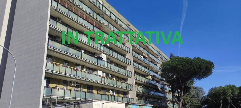 appartamento in vendita a Roma in zona Cinecittà