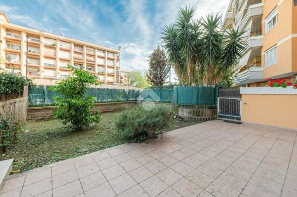 appartamento in vendita a Roma