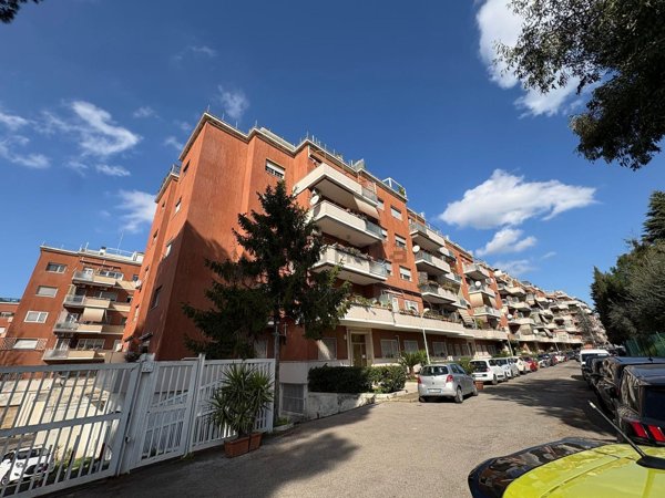 appartamento in vendita a Roma in zona Monte Sacro/Talenti