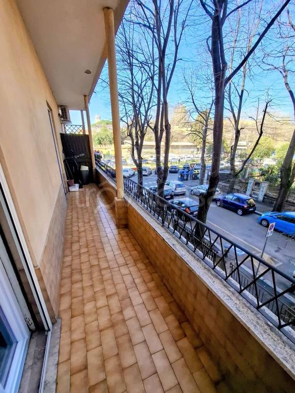 appartamento in vendita a Roma in zona Ostiense