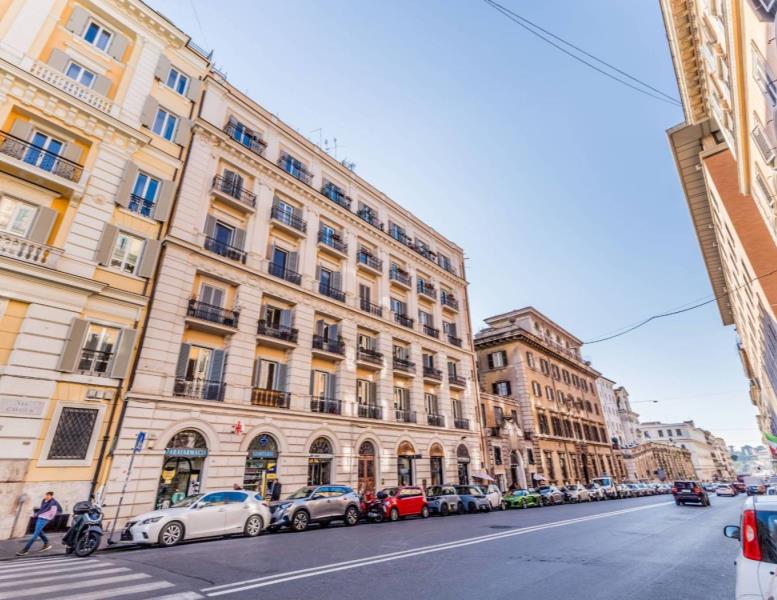 appartamento in vendita a Roma in zona Rione Monti/Campitelli