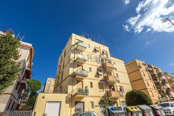 appartamento in vendita a Roma in zona Primavalle