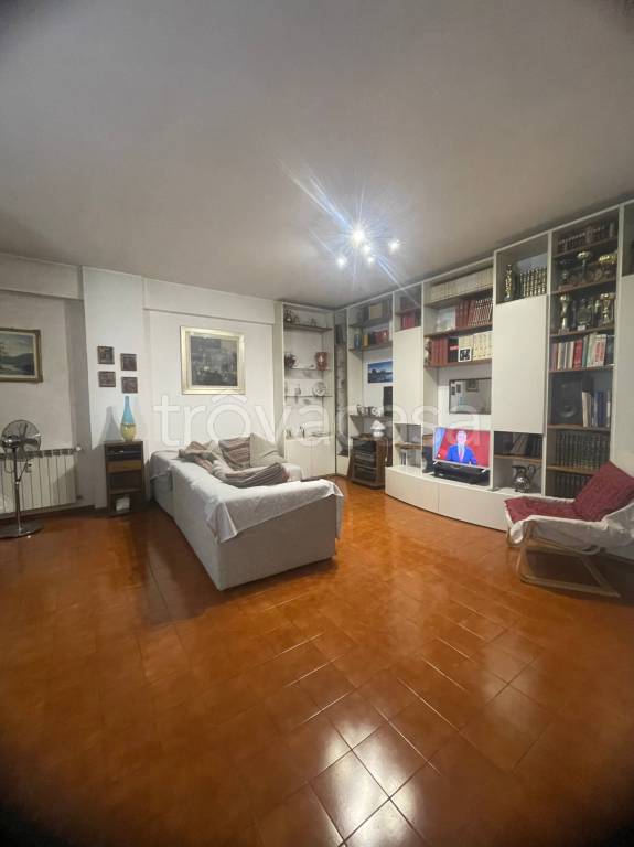 appartamento in vendita a Roma in zona Cinecittà