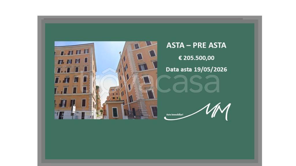 appartamento in vendita a Roma in zona Tuscolano