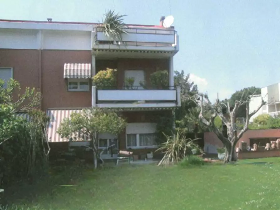 casa indipendente in vendita a Roma in zona Axa