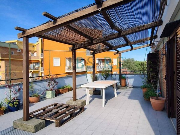 appartamento in vendita a Roma in zona Monte Sacro/Talenti