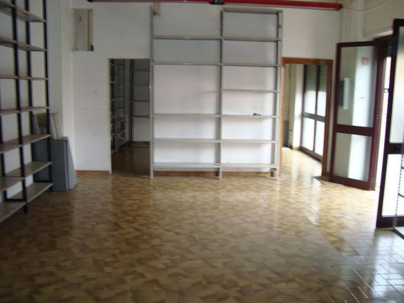 ufficio in vendita a Roma in zona Prenestino-Labicano