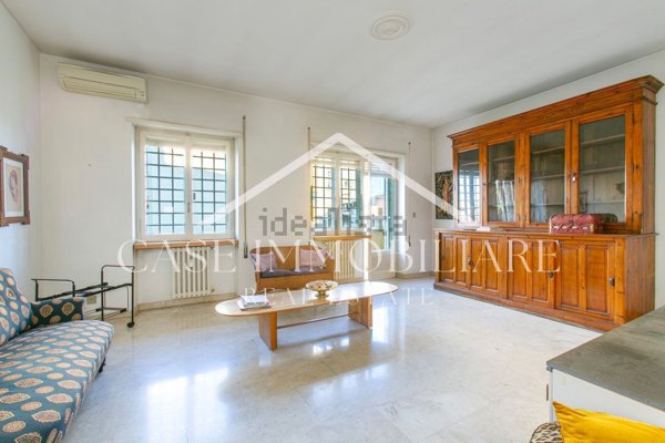 appartamento in vendita a Roma in zona Tor di Quinto