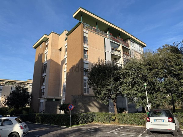 appartamento in vendita a Roma in zona EUR