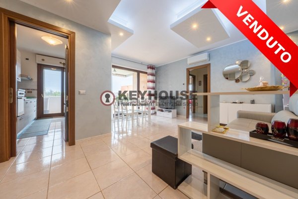 appartamento in vendita a Roma in zona Torrino