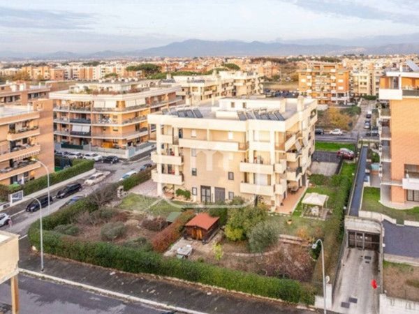 appartamento in vendita a Roma in zona Ponte di Nona