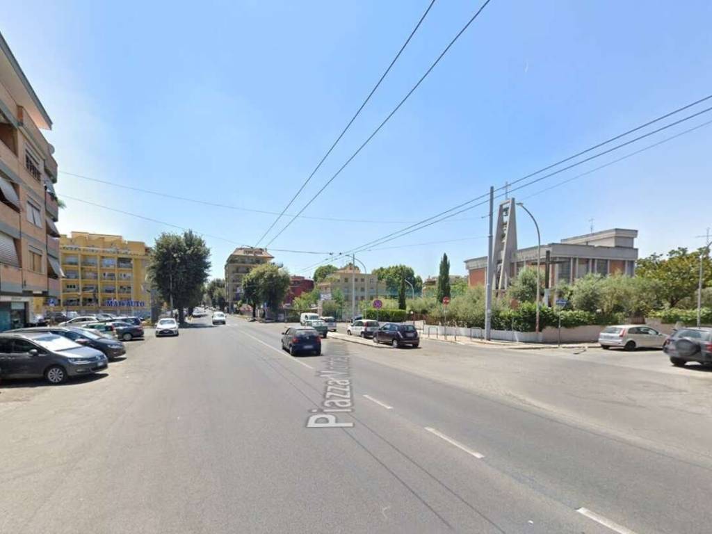negozio in vendita a Roma in zona Monte Sacro/Talenti
