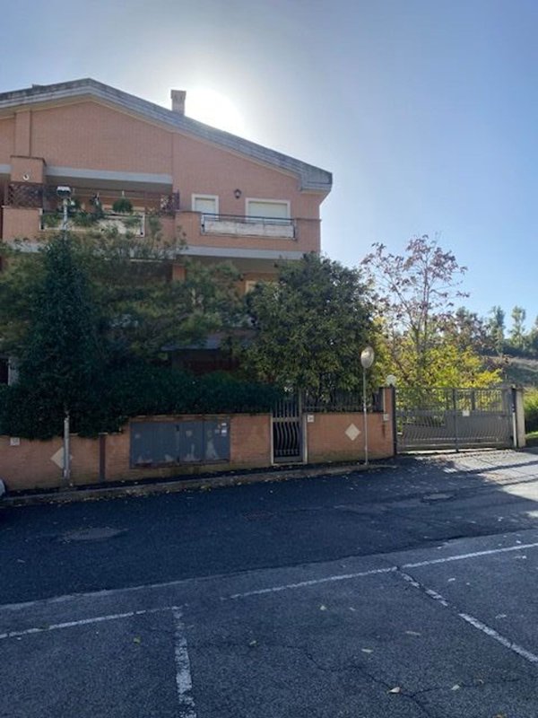 appartamento in vendita a Roma in zona La Giustiniana